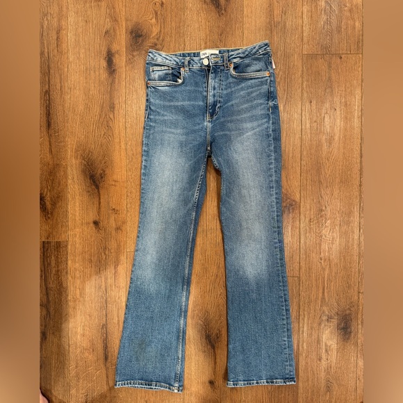 Zara Denim - Zara Straight Leg Jeans Size 6